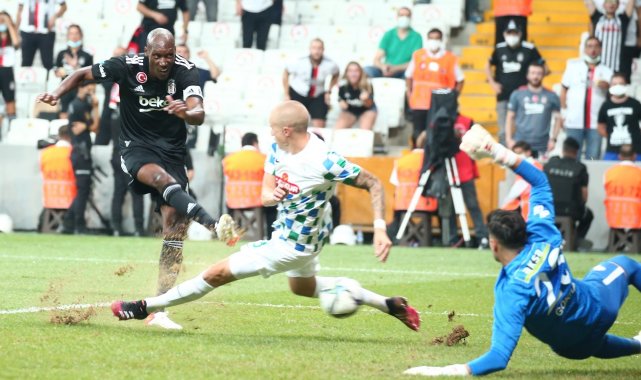 Atiba sezonu golle açtı