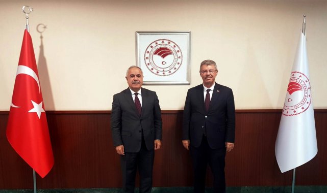 Başkan Akay Ankara&#039;da