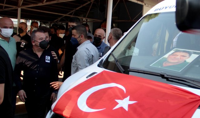 Başkan Böcek&#039;ten, ağabeyine son görev