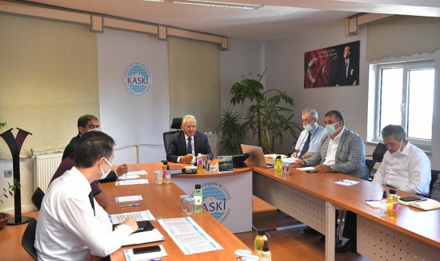 Başkan Büyükkılıç KASKİ'nin yönetim kurulu toplantısına katıldı