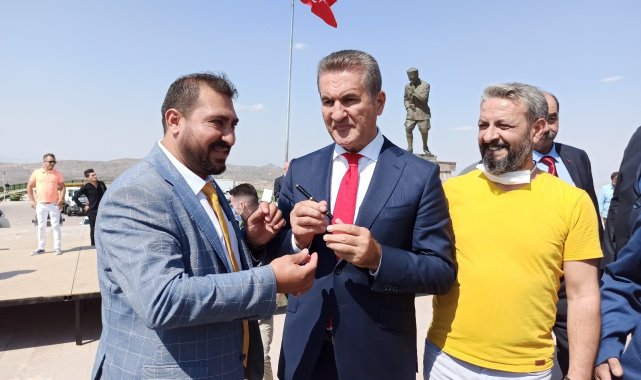 Başkan Sarıgül&#039;den Kocatepe&#039;ye anlamlı ziyaret