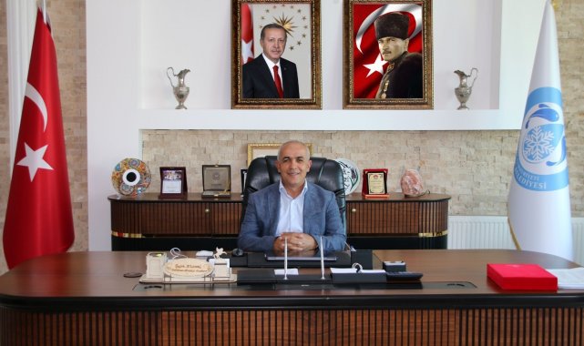 Başkan Şefik Ensari&#039;den zafer Bayramı mesajı