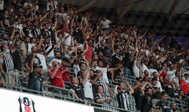 Beşiktaş, 526 gün sonra taraftarıyla buluştu