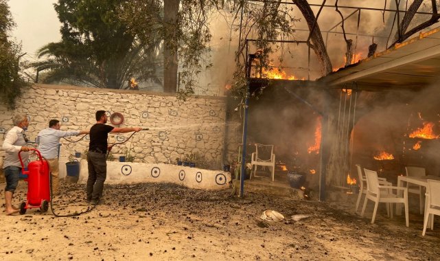 Bodrum'da korkulan oldu, alevler evlere sıçradı