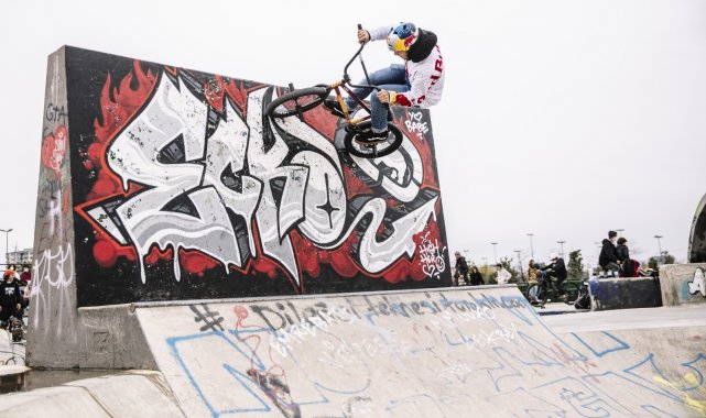 Bora Altıntaş &#039;Simple Session&#039;da finale kalan ilk Türk BMX sporcusu oldu