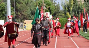 Burdur'da 30 Ağustos kutlamaları çelenk sunma töreni ile başladı