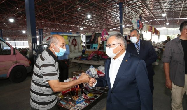 Büyükkılıç, esnaf ve vatandaşla buluştu, aşıyı hatırlattı