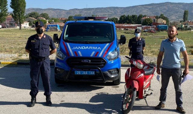 Çalınan motosiklet bulunarak sahibine teslim edildi