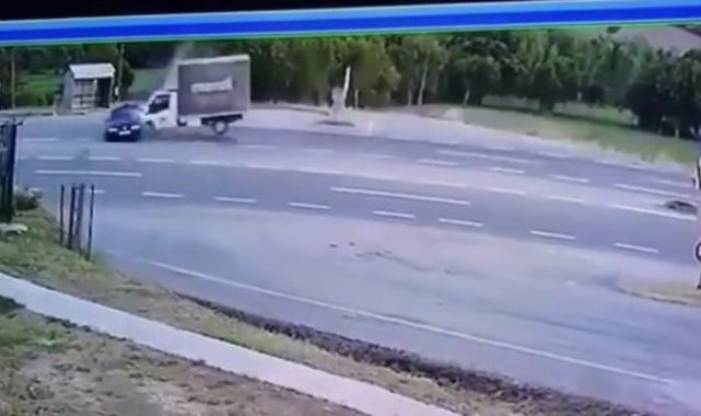 Çan&#039;da kamyonet ile otomobil çarpıştı: 1 ölü