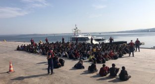 Çanakkale açıklarında 204 düzensiz göçmen yakalandı