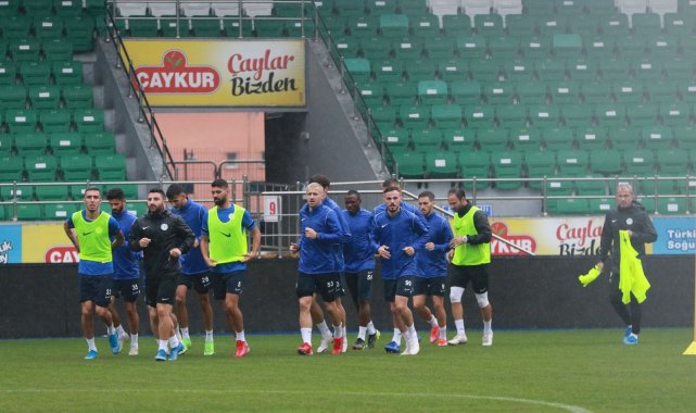Çaykur Rizespor ara vermeden Antalyaspor hazırlıklarına başladı