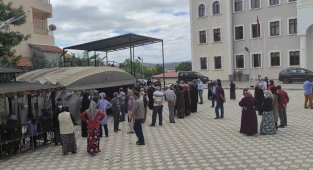 Çekerek'te aşı çadırı kuruldu