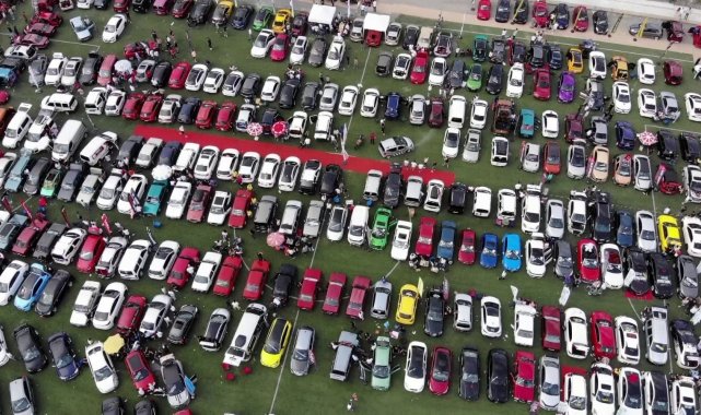 Çekmeköy&#039;de yüzlerce modifiye araç havadan görüntülendi