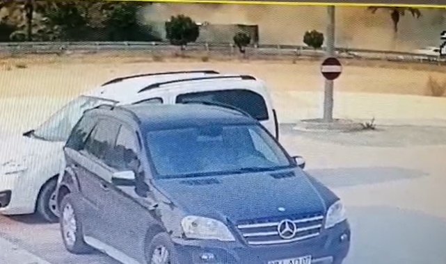 Ceset torbasını kaldırıp ölen yakınının uzun uzun yüzünü okşadı