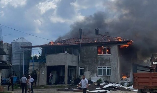 Çiftlik evinde yangın