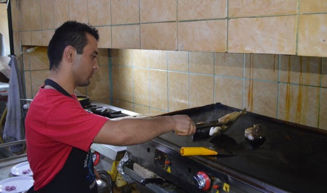 Denizi olmayan kentte balık restoranları büyük ilgi görüyor
