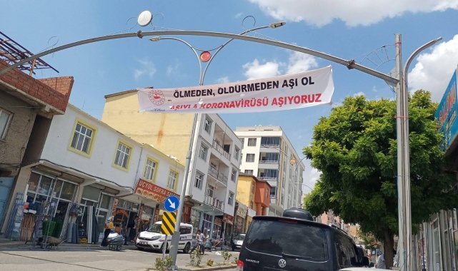 Dicle Kaymakamlığından pankartlı aşı çağrısı