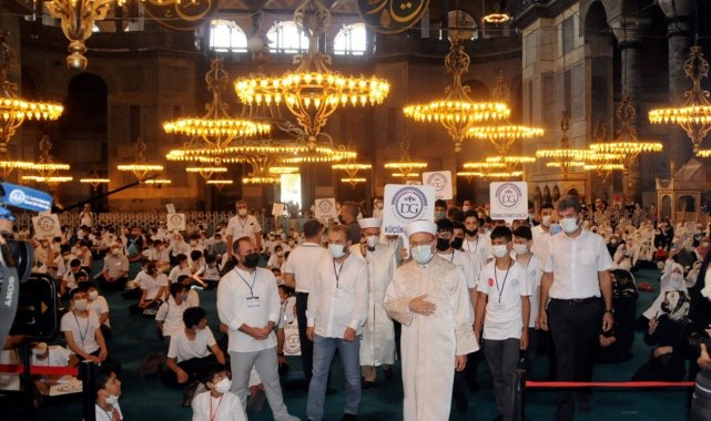 Diyanet İşleri Başkanı Ali Erbaş Yaz Kur&#039;an kursları kapanış programına katıldı