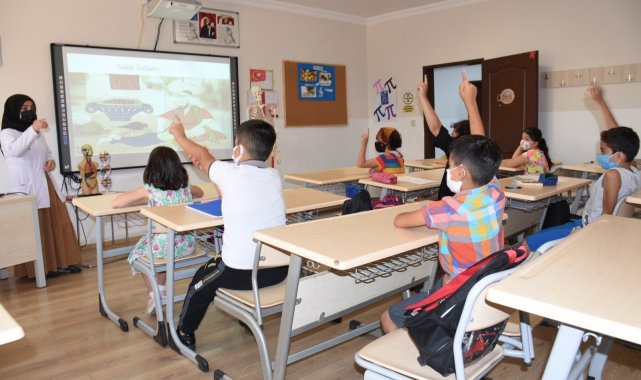 Diyarbakırlı Öğrenciler İbn-i Sina Haftası'nı kutladı