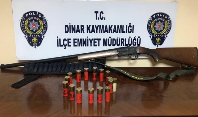 Durdurulan otomobilde ruhsatsız tüfek ele geçirildi