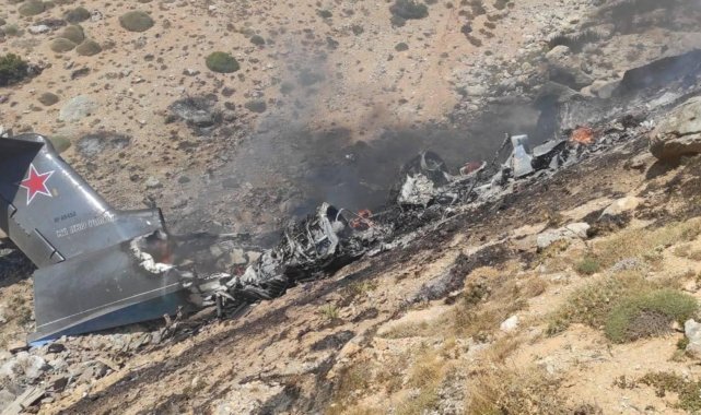 Düşen uçağın enkazının en net fotoğrafı ortaya çıktı