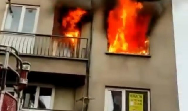 Elazığ&#039;da ev yangını