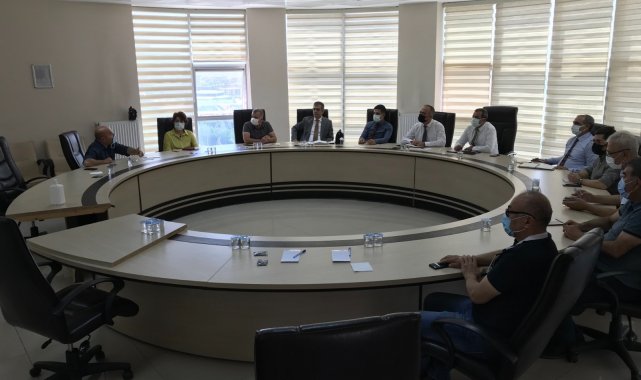 Elazığ&#039;da pandemi ve aşılama konulu istişare toplantısı düzenlendi