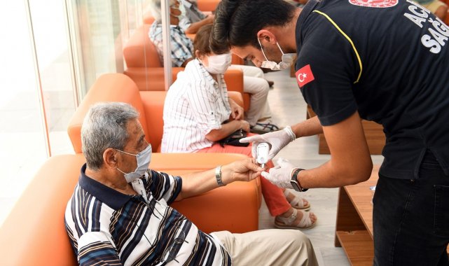 Emekli Evi üyeleri aşırı sıcağa karşı bilgilendirildi