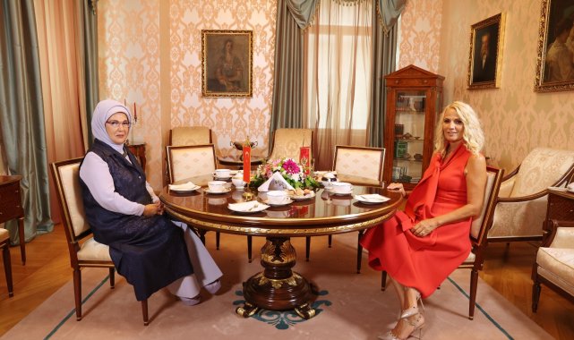 Emine Erdoğan, Kral Nikola Müzesi&#039;ni ziyaret etti