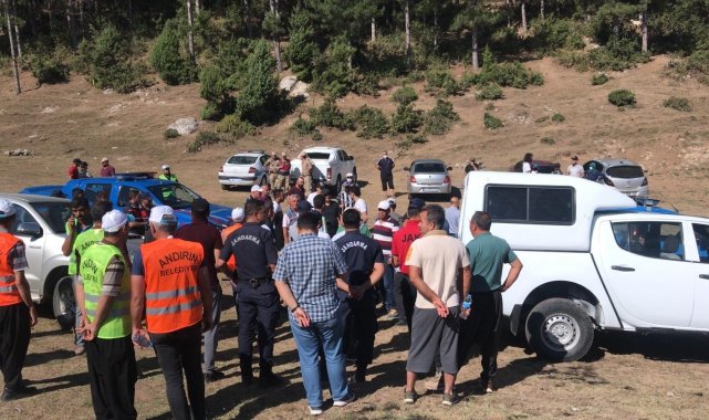 Emine öğretmeni arama kurtarma çalışması sürüyor