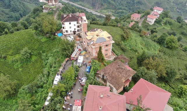 Enkaz altında kalan işçilerin kimlikleri belli oldu