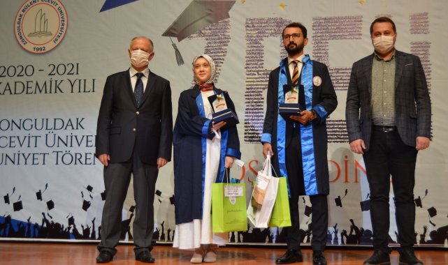 Ereğli Eğitim Fakültesi 21&#039;inci dönem mezunlarını uğurladı