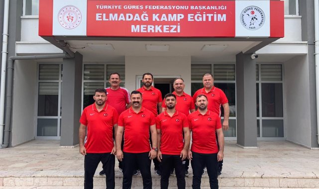 Genç güreşçiler dünya şampiyonasında mindere çıkacak