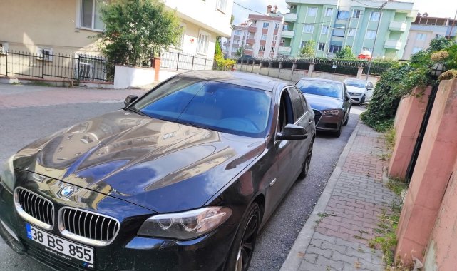 Göktürk&#039;te hırsızlar lüks araçlara dadandı