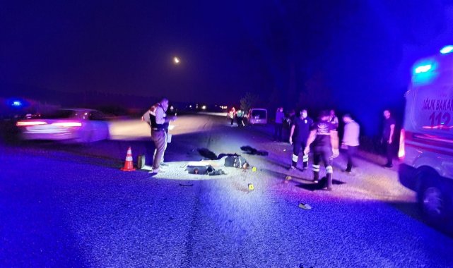 Hafif ticari araç motosiklete çarptı: 1 ölü, 1 yaralı