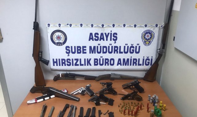 Hırsızlık şüphelisinin gösterdiği adresten cephanelik çıktı