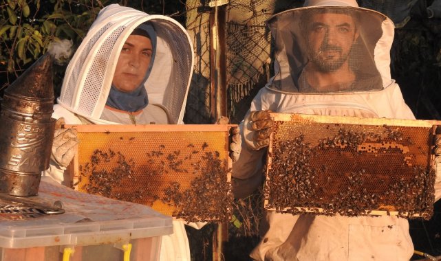 Hobi olarak başladığı arıcılıkta en büyük destekçisi eşi oldu