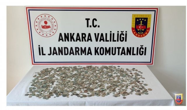 İki ilde yapılan tarihi eser operasyonlarında 2 bini aşkın sikke ele geçirildi
