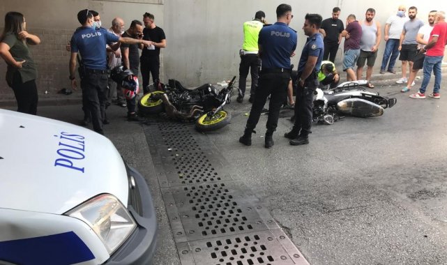 İki motosiklet alt geçitte çarpıştı: 3 yaralı