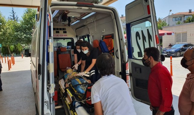 İlkokul öğrencisinin traktörün altında kaldığı anlar kamerada