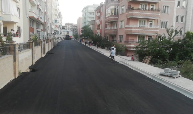 İpekyolu Belediyesinden sıcak asfalt çalışması