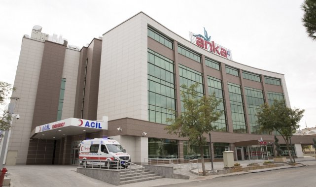 Iraklı hasta şiddetli ağrılarından Türkiye&#039;de kurtuldu