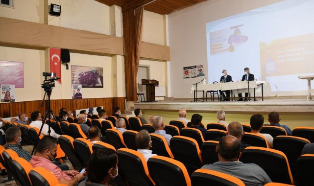 Isparta Valisi Ömer Seymenoğlu, Keçiborlu'da muhtarlarla buluştu