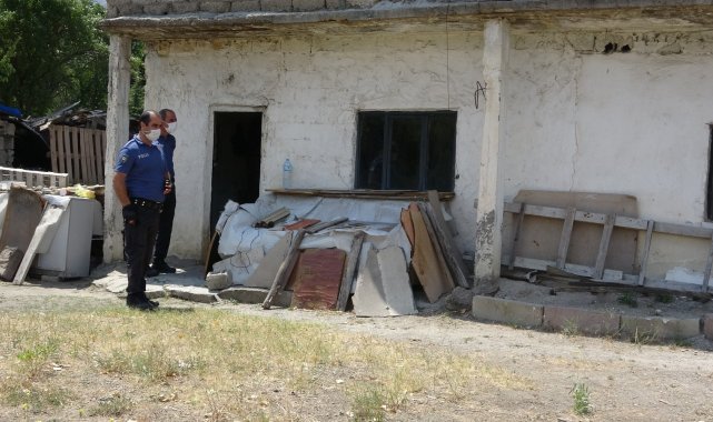 Isparta&#039;da yalnız yaşayan yaşlı adam evinde ölü bulundu