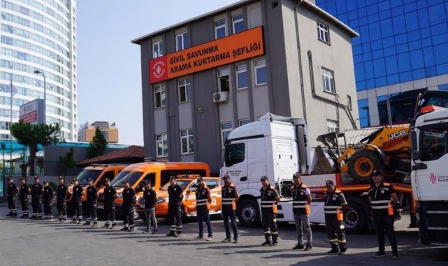 İstanbul Valiliğinden Akdeniz&#039;deki orman yangınıyla mücadeleye destek