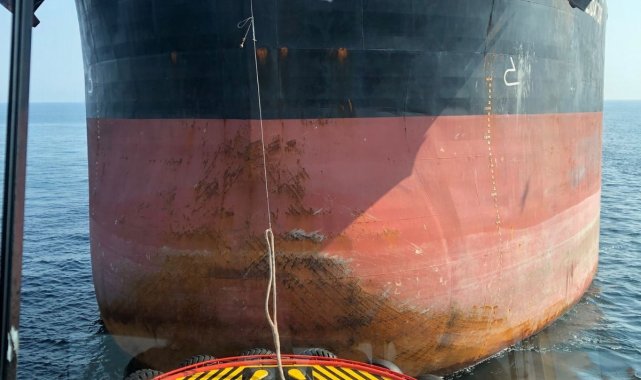 İtalya&#039;dan gelen yük gemisi Kınalıada&#039;da arızalandı