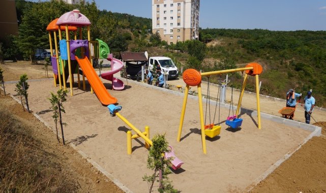 İzmit&#039;te parklar tek tek yenileniyor