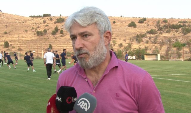 İzzet Erdoğan: &quot;Takımı gençleştirme dönemi geçiriyoruz&quot;