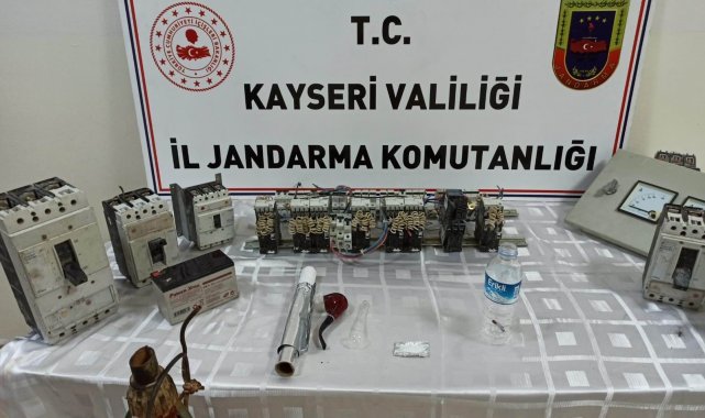 Jandarma 8 faili meçhul hırsızlık olayını aydınlattı