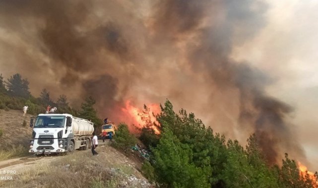 Karabük yangını rüzgarın etkisiyle ilerliyor